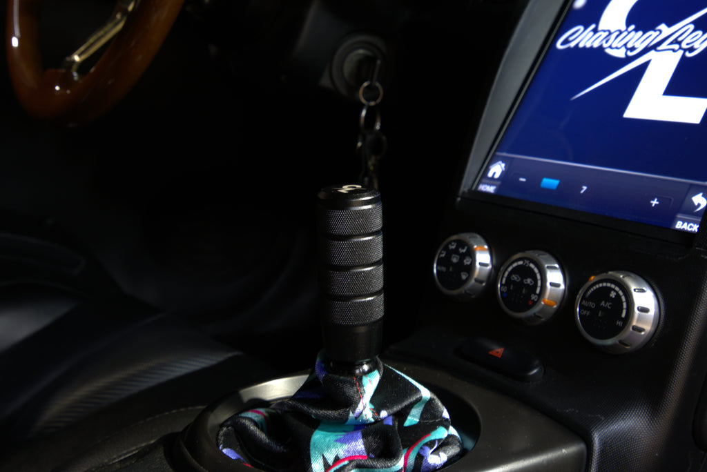 "The Gripper" customize shift knob